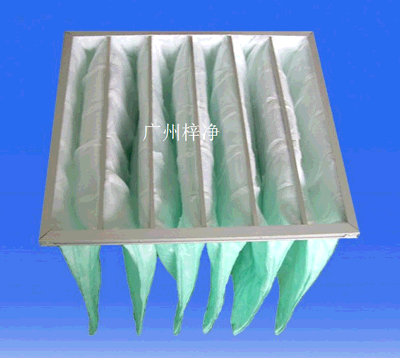 中效過濾器結構的外框是以堅固的防水板組成,用來固定已折疊完成的濾材。外框上對角線的設計能提供大過濾面積,并使內部濾材緊密的粘附在外框上。